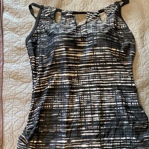 Women’s tankini swim top